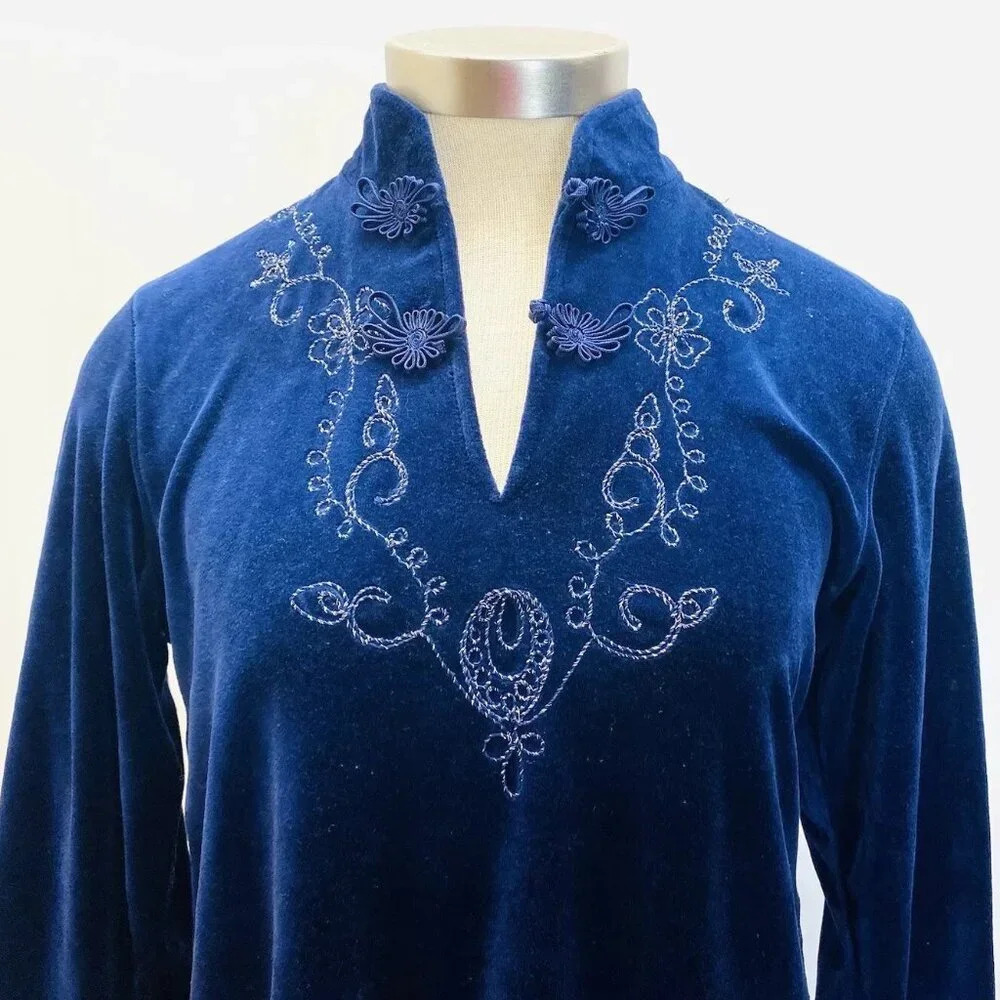 CJ Women Long Sleeve Knee Length Velvet Embroidered Blue Dress Size Large 36-38 - Picture 3 of 12